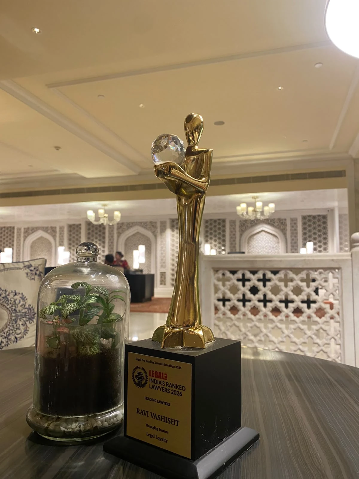 Leading Lawyers 2026 trophy naming Ravi Vashisht, Managing Partner, Legal Loyalty